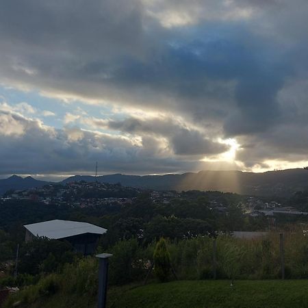 Apartamentos Temporada Vista Do Vale Gramado Eksteriør billede